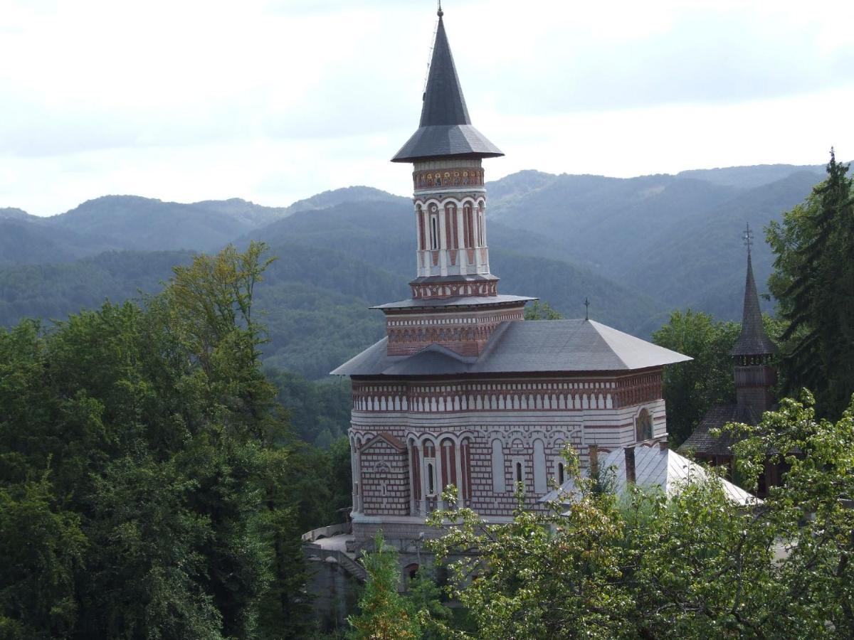 Casa Dyasof Villa Rohia Екстериор снимка